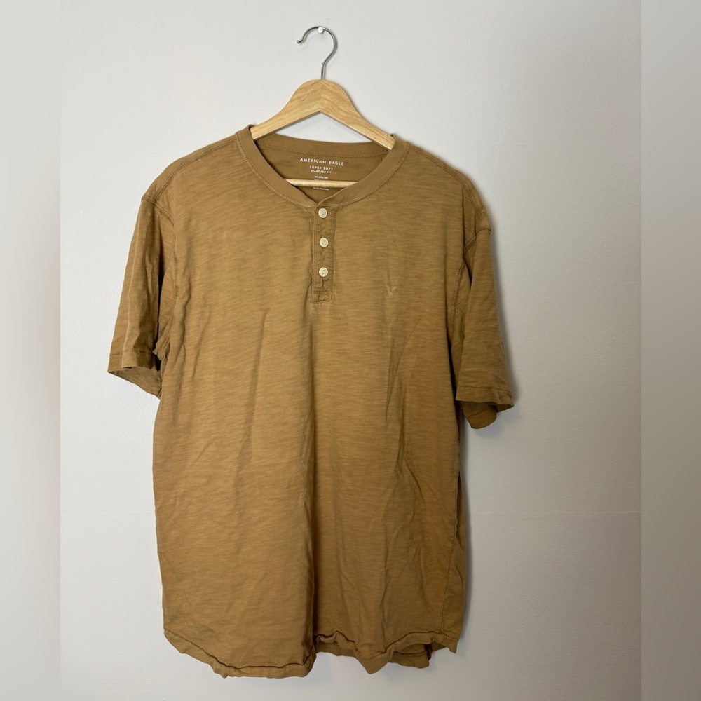 American eagle Henley tee